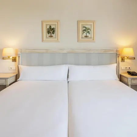 Guadacorte Park 4*
