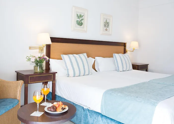 Azz Guadacorte Campo De Gibraltar Hotel 4*
